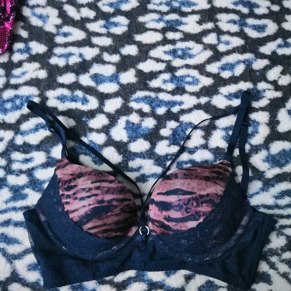 Tiger print and black lace push up bra